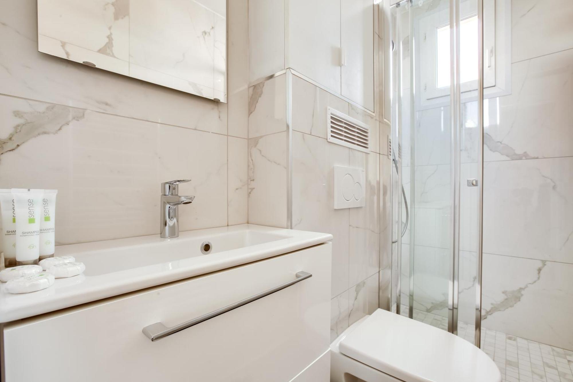 Volontaire Apartment Париж Екстериор снимка